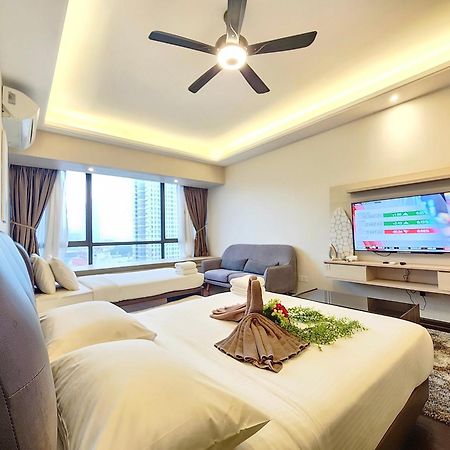 جوهر بهرو R&F Princess Cove Ciq Premium Sea & City View Suites By Neo المظهر الخارجي الصورة